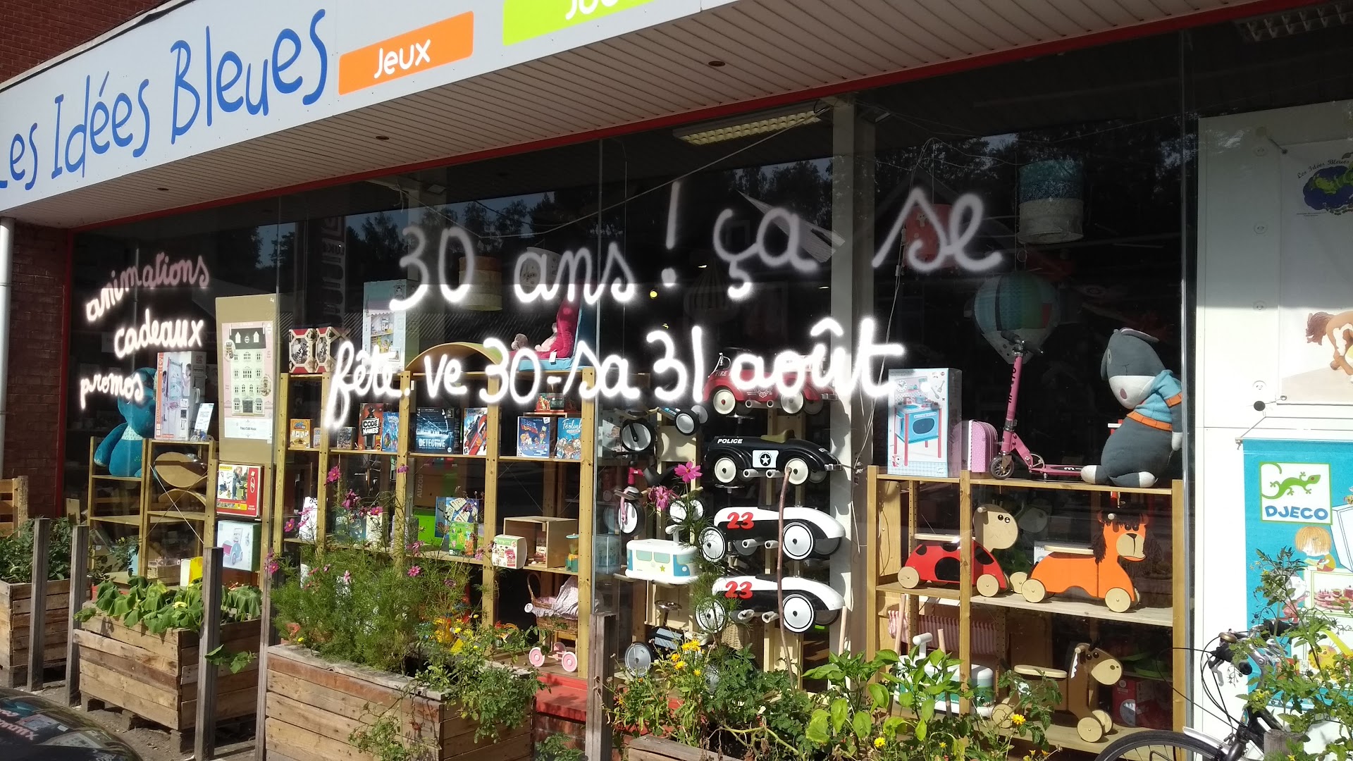Les Idées Bleues (Wavre) - Magasin de jouets, jeux de société et livres photo